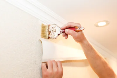 Pose de papier peint à Guiscriff — revêtements muraux et toiles de verre